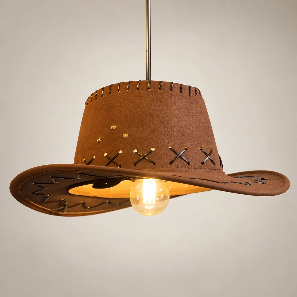 Suspension luminaire chapeau western