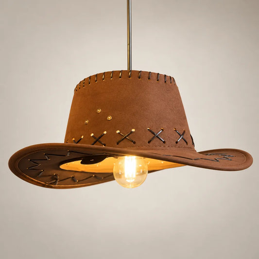 Suspension luminaire chapeau western