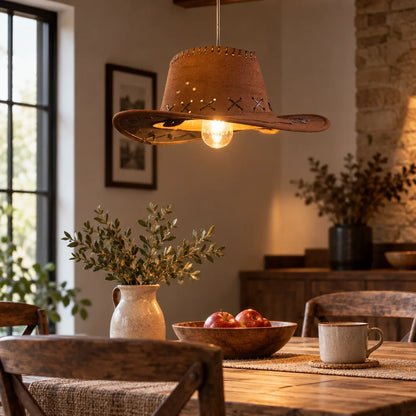 Suspension luminaire chapeau western