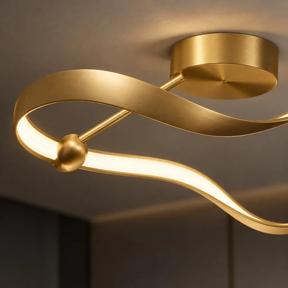 Luminaire doré design moderne
