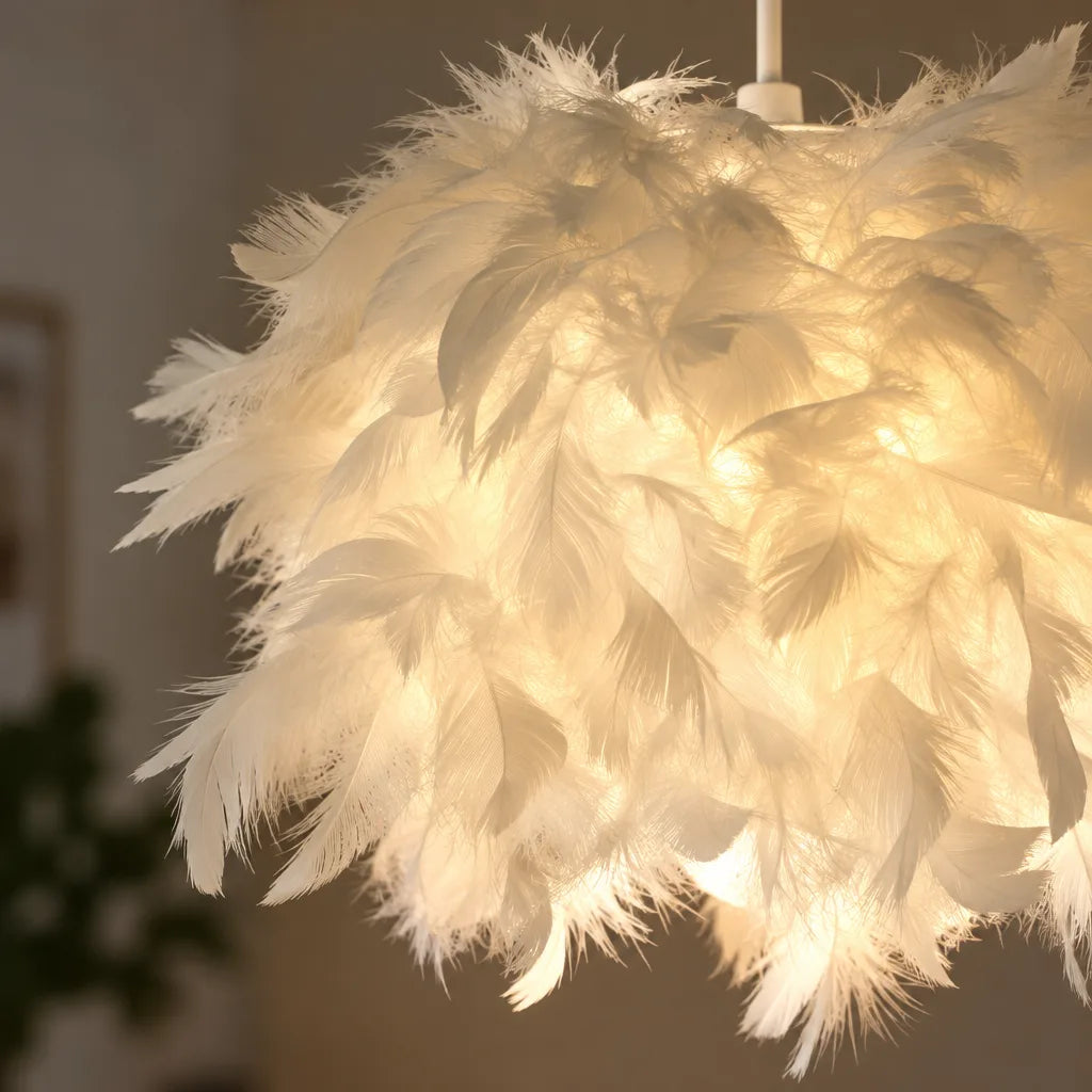 Suspension luminaire plume