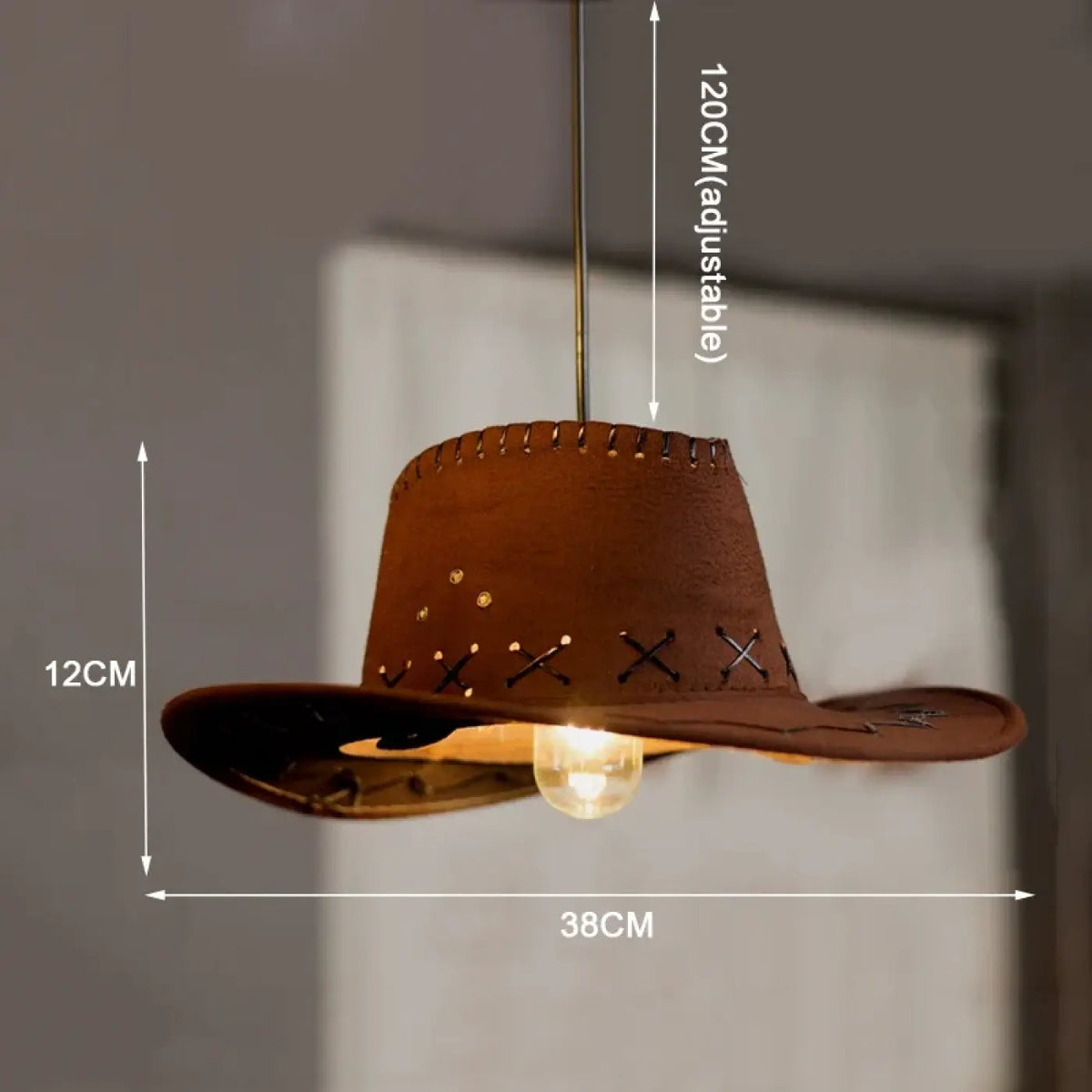 Suspension luminaire chapeau western