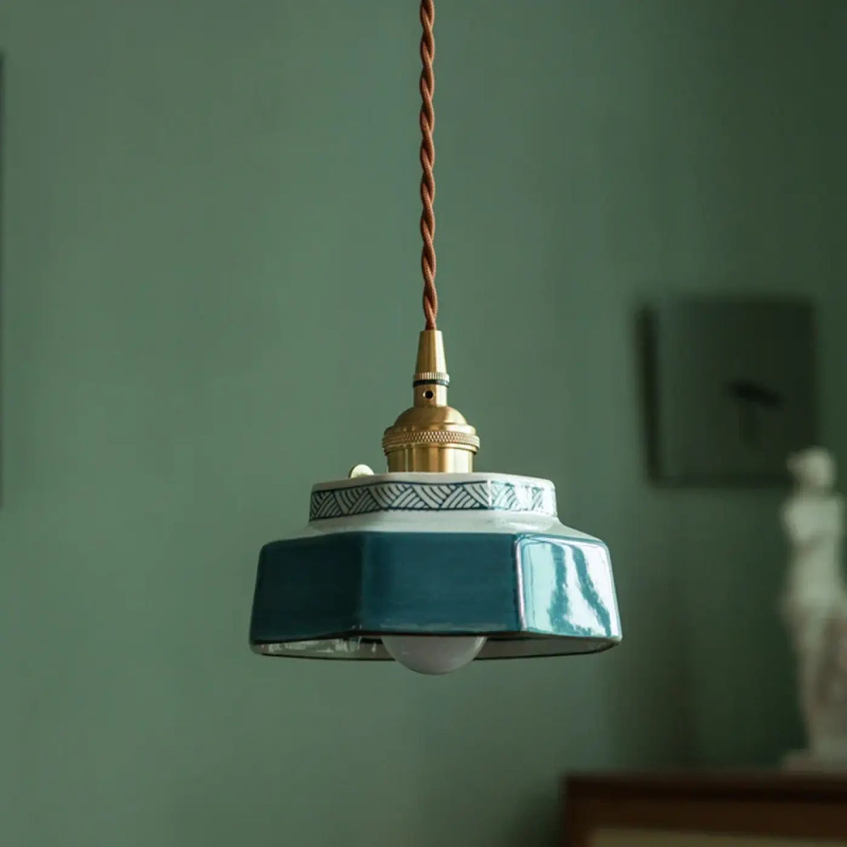 Suspension céramique laiton vintage